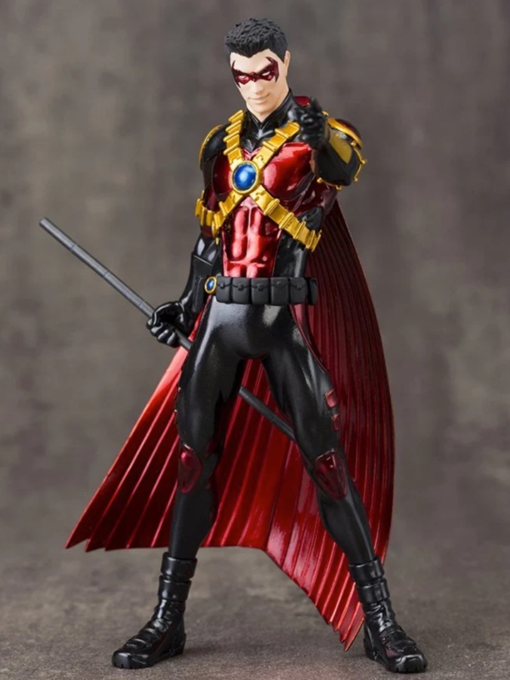 Kotobukiya: BATMAN- Red Robin Artfx + Statue 1/10 Scale